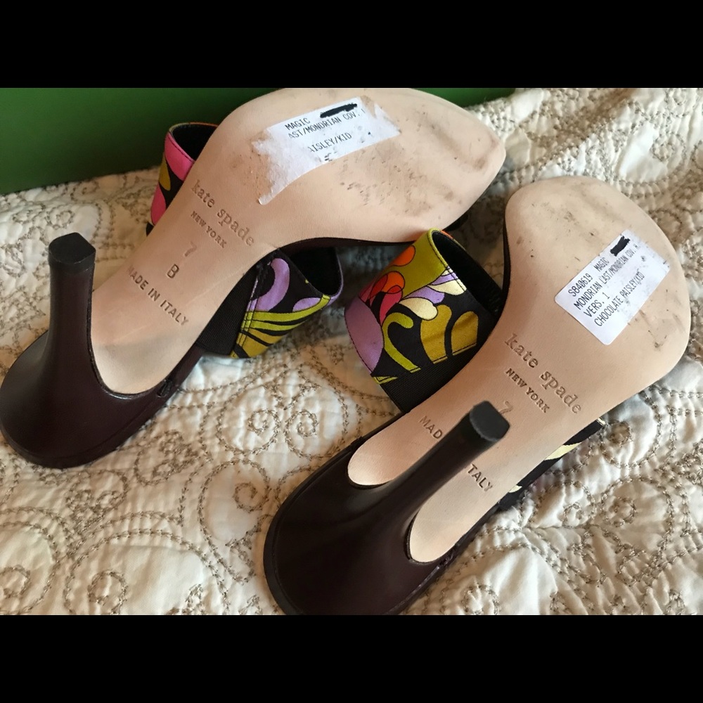 Heels - Picture 4 of 6